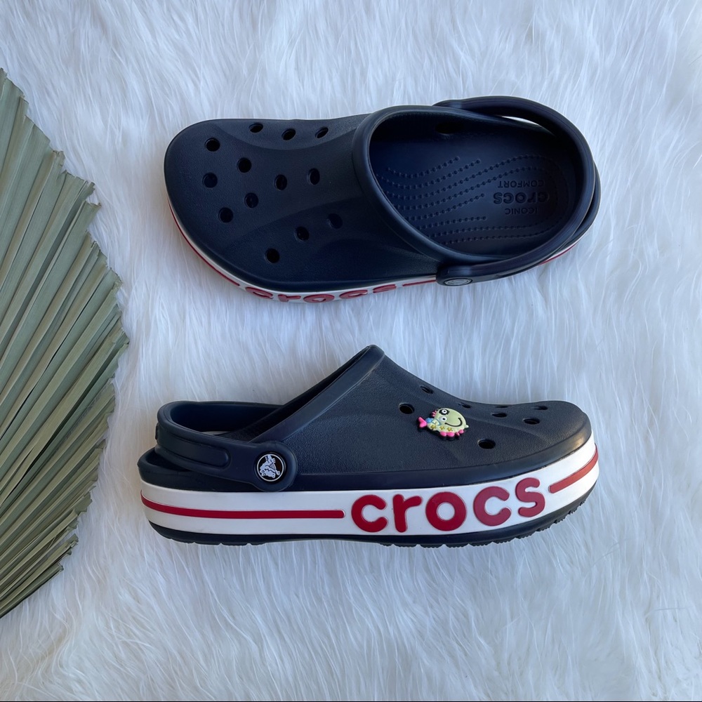 Crocs The Bayaband Clog in Navy & Pepper Size 6/8